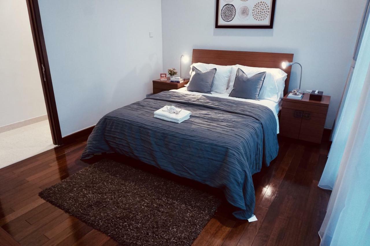 2Br Lucky Tower Residence Jakarta Old Town Top Floor Condo Exterior photo
